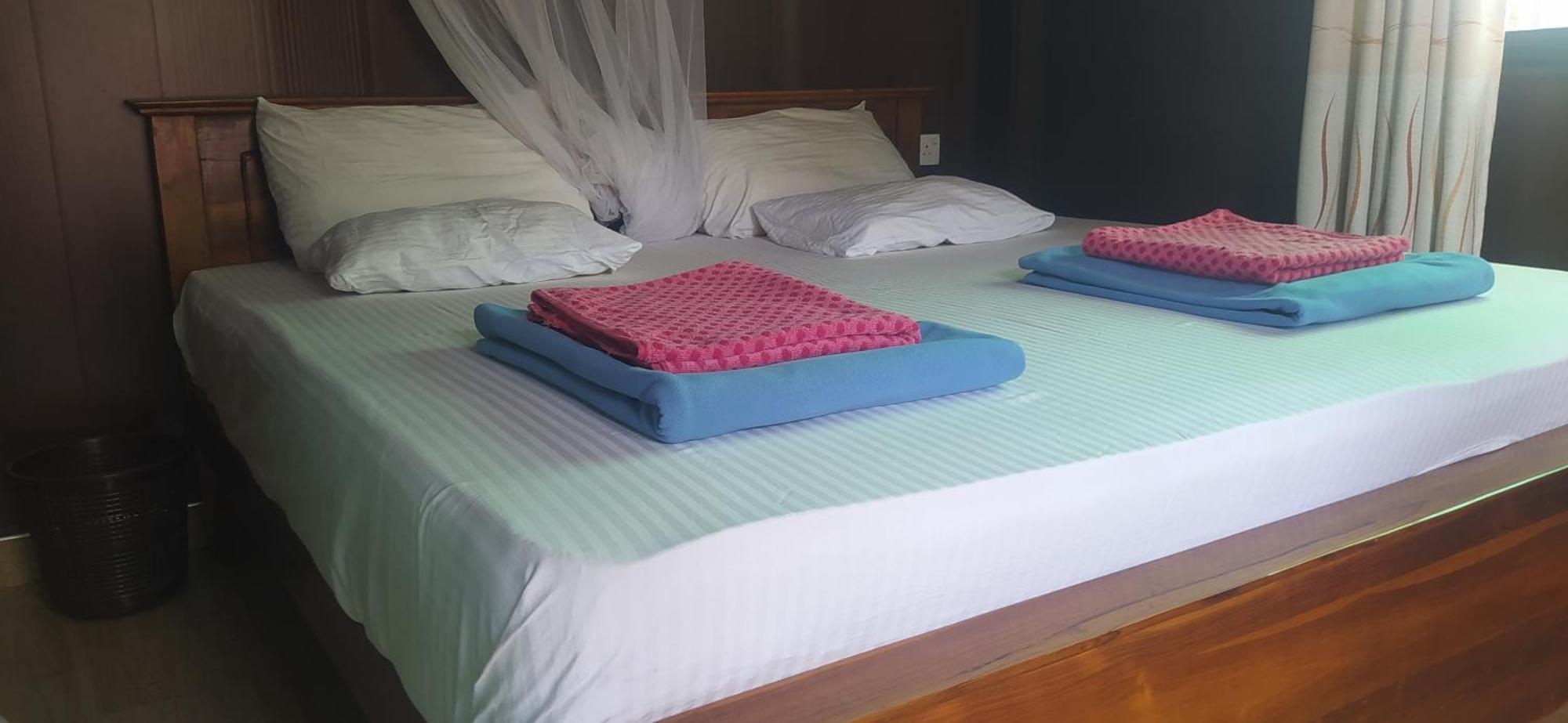 Ella Value Village Habitación foto